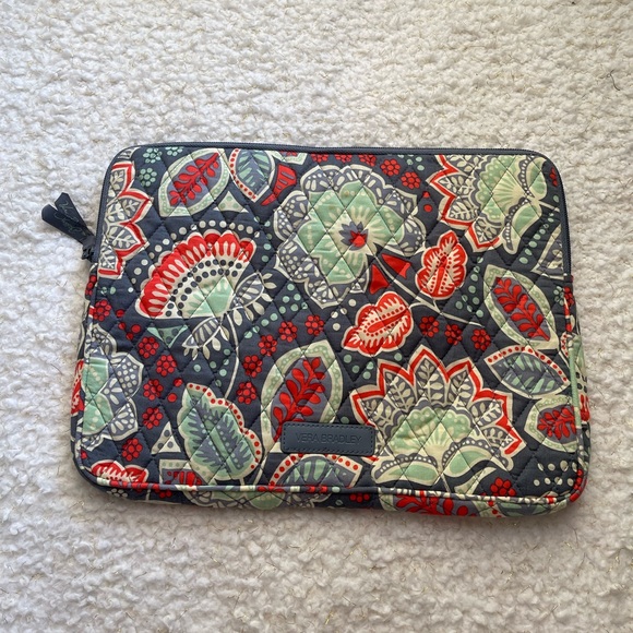 Vera Bradley Other - Vera Bradley laptop sleeve